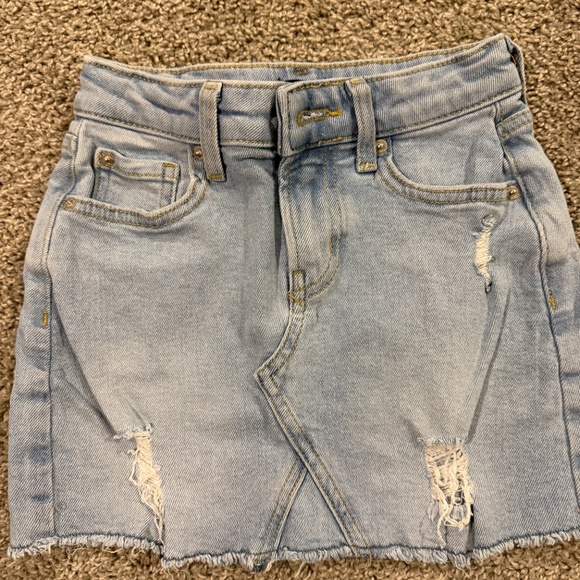 CAT&JACK Bundle set of KIDS shorts (size 8) - Picture 3 of 6